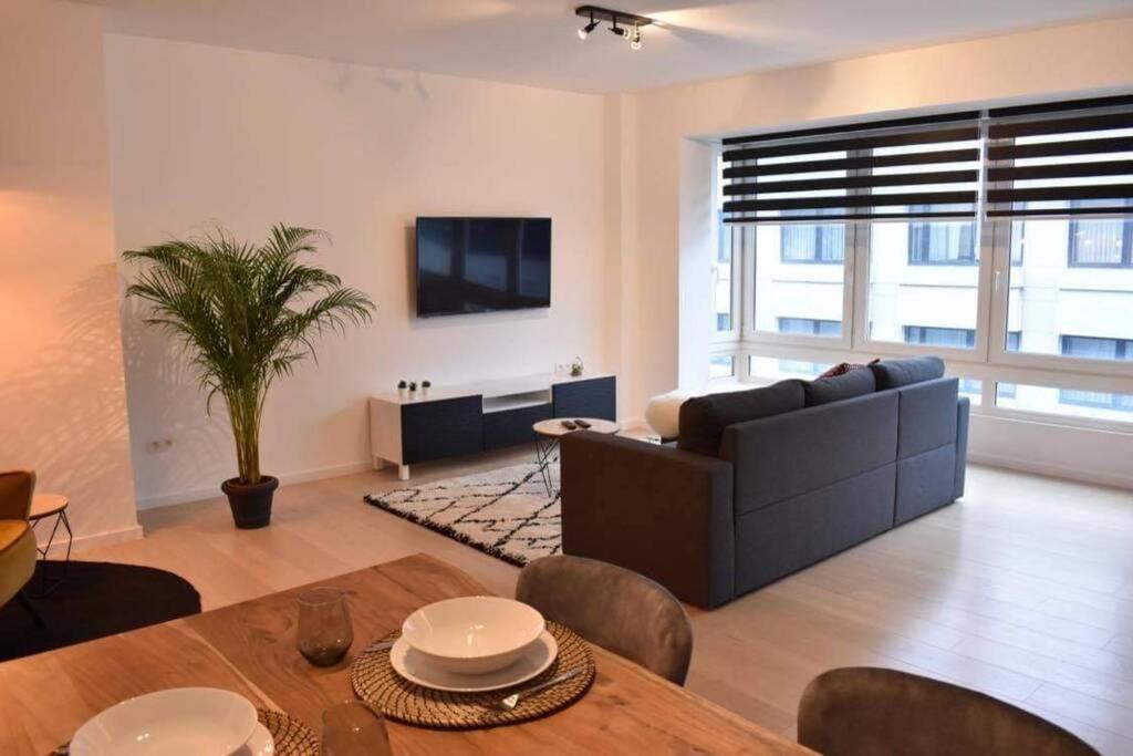 Vernieuwd Appartement Op 200M Van De Zee ออสเทนด์ ภายนอก รูปภาพ